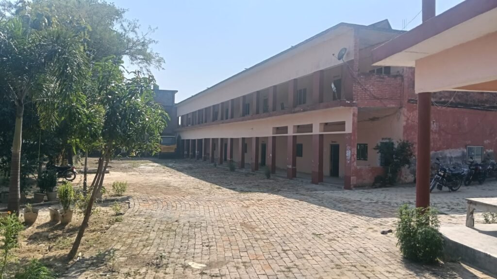 महाविद्यालय मुख्य परिसर